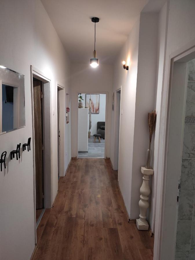The Loft Apartment Koper Luaran gambar